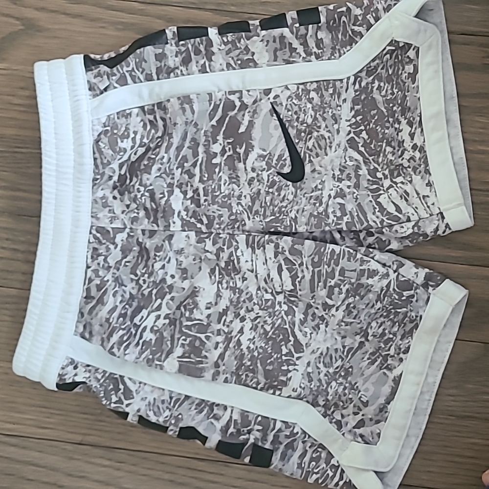 Boys Nike Dri-fit camo shorts